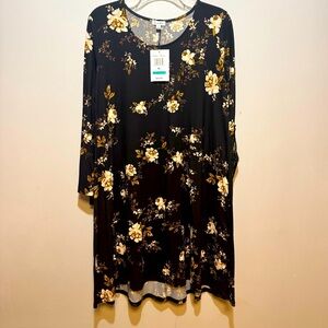 Love Fire Black Floral Dress. Size XL